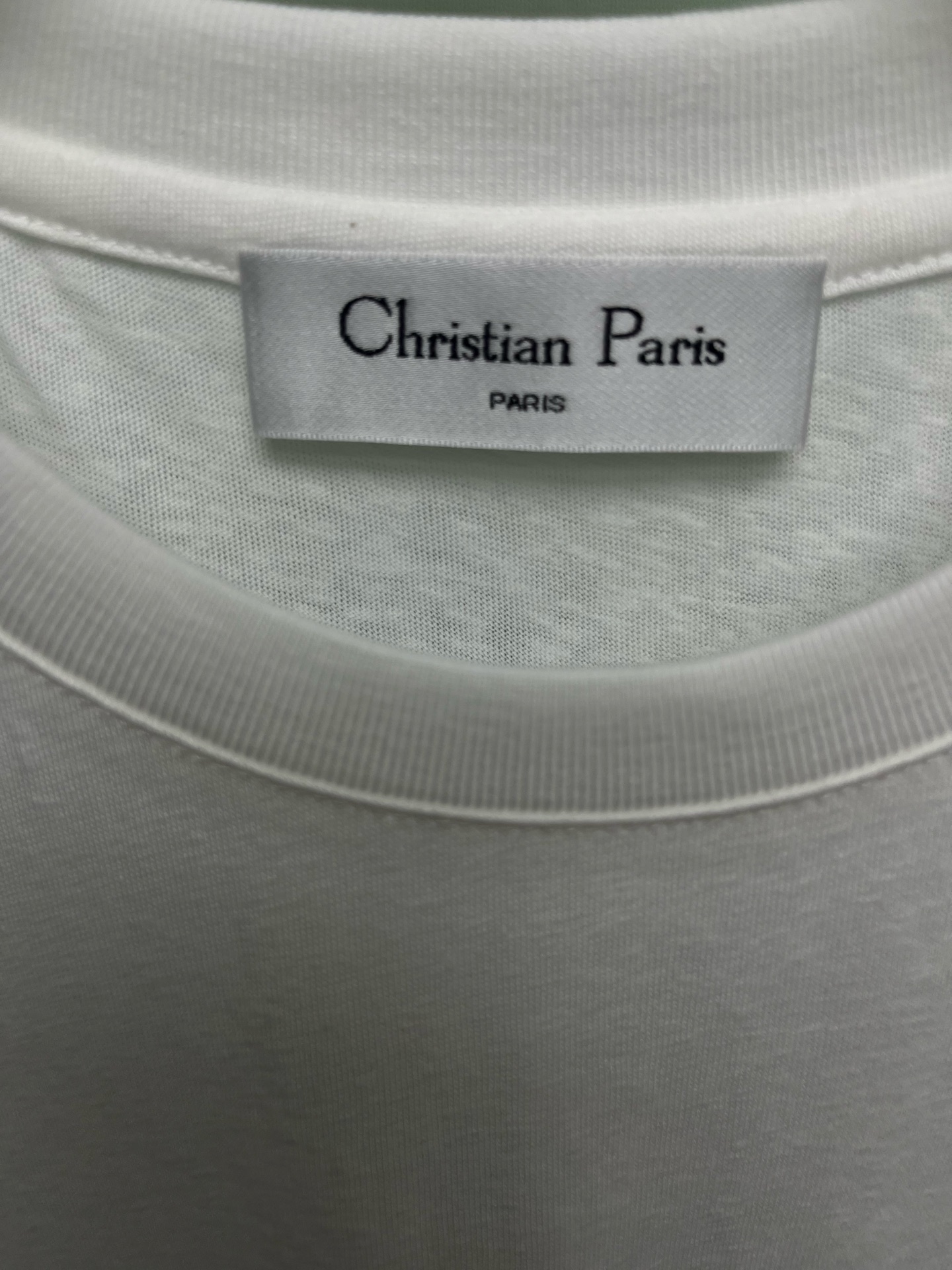 Women's short sleeves
